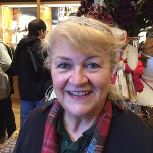 Meet your Posher, Paula